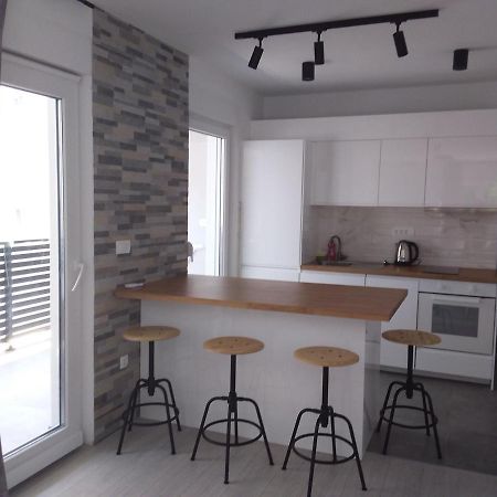 La Ferie Apartment Макарска Екстериор снимка