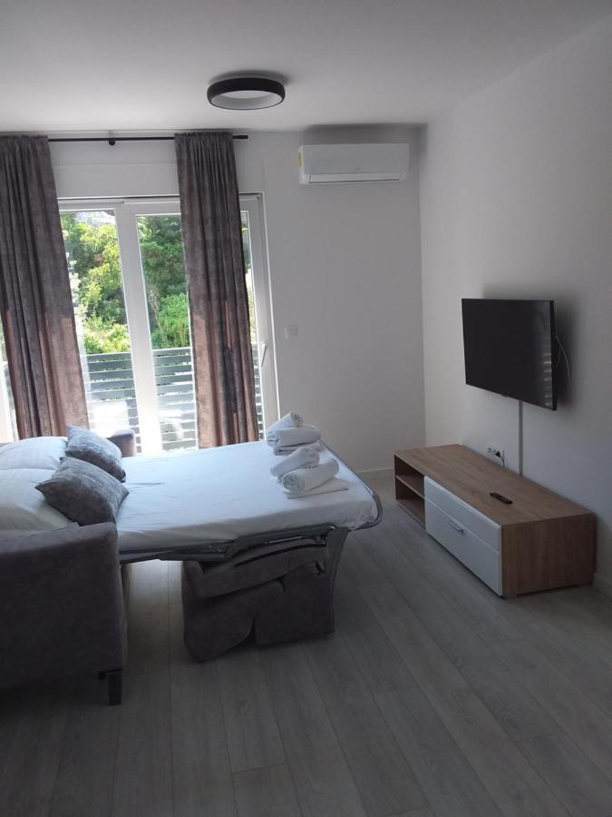 La Ferie Apartment Макарска Екстериор снимка