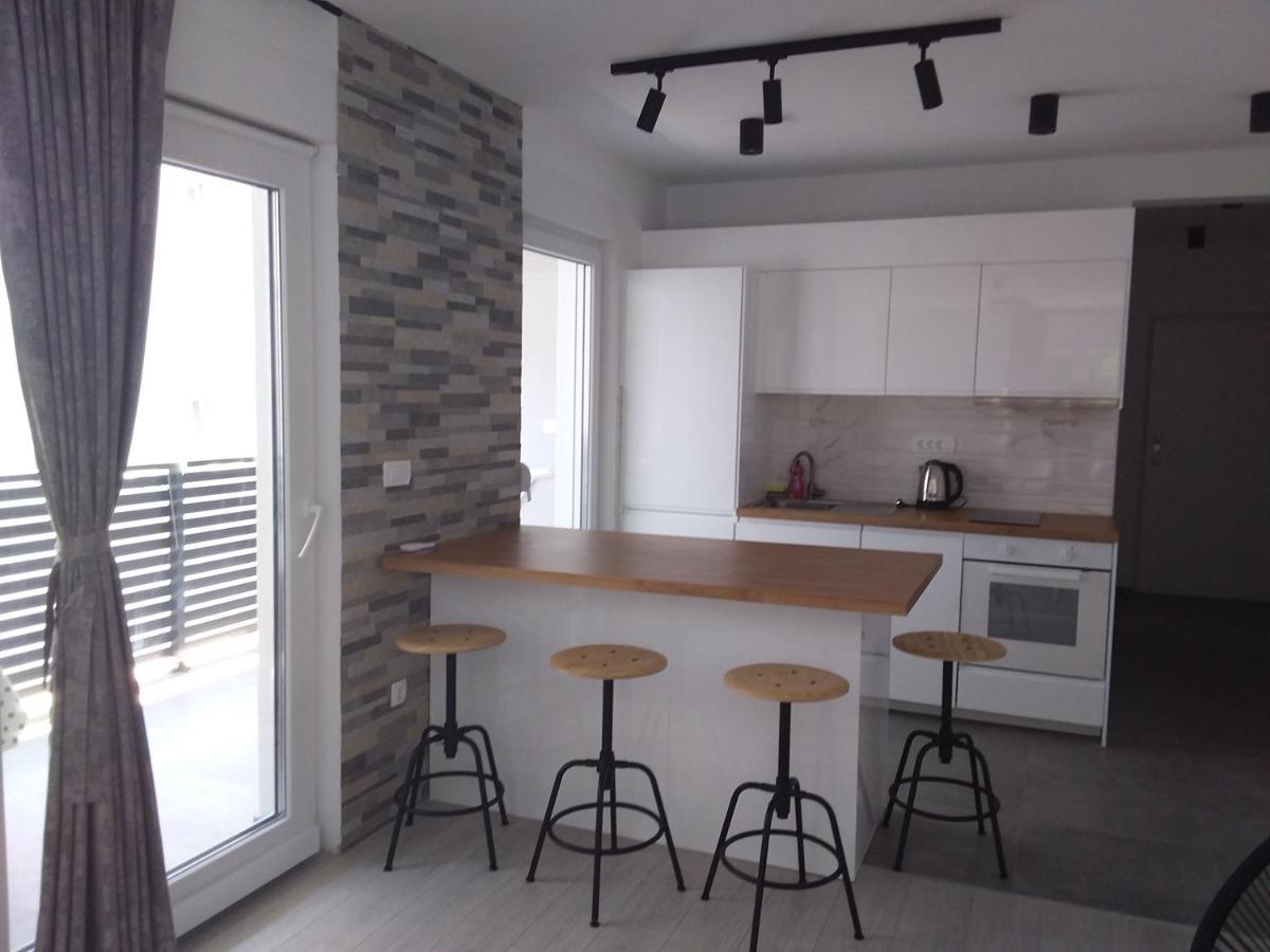 La Ferie Apartment Макарска Екстериор снимка